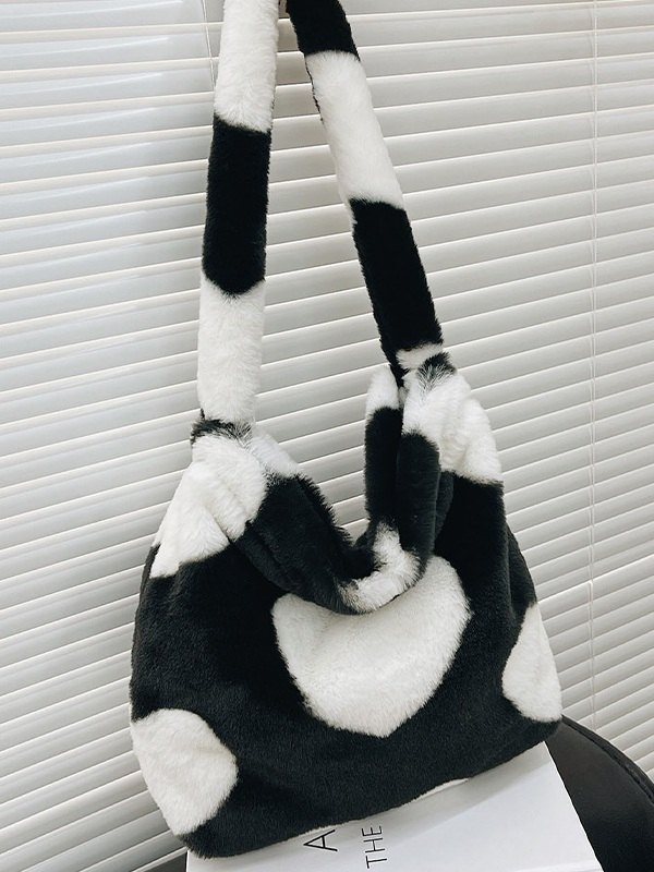 Heart Pattern Fuzzy Shoulder Bag-4